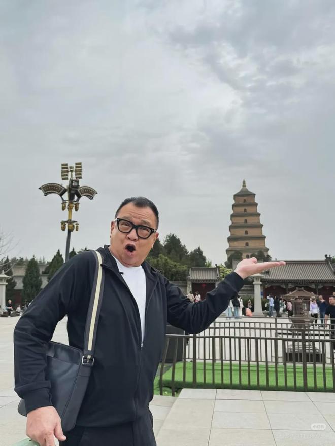 方亿万身家近日同囡囡西安被捕获金牌绿叶祖上是四大盐商富甲一(图2)
